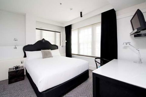 Peppers Gallery Hotel, Canberra - Lennox Head Accommodation 4