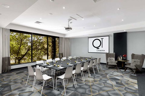 QT Canberra - Lennox Head Accommodation 8