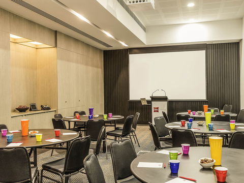Ibis Adelaide - Lennox Head Accommodation 8