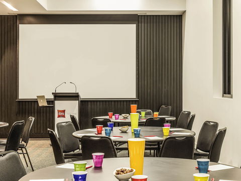 Ibis Adelaide - Lennox Head Accommodation 9