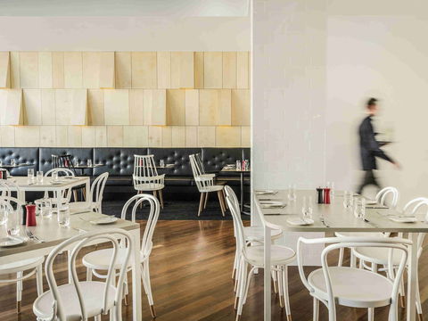 Ibis Adelaide - Lennox Head Accommodation 16