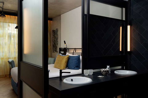 QT Melbourne - Lennox Head Accommodation 5