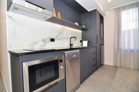 Deco Hotel - Lennox Head Accommodation 5