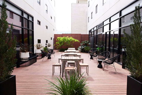 Essence Hotel Carlton - Lennox Head Accommodation 1