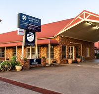 Parkes International - Lennox Head Accommodation