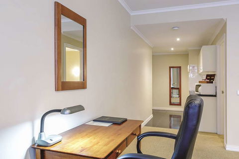 Lake Inn Ballarat - Lennox Head Accommodation 10