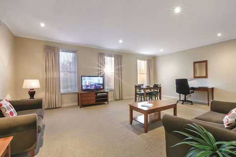 Lake Inn Ballarat - Lennox Head Accommodation 13