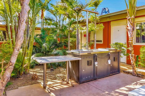 Econo Lodge Karratha - Lennox Head Accommodation 16