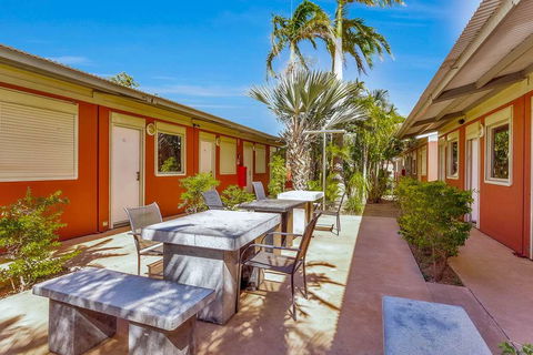 Econo Lodge Karratha - Lennox Head Accommodation 17