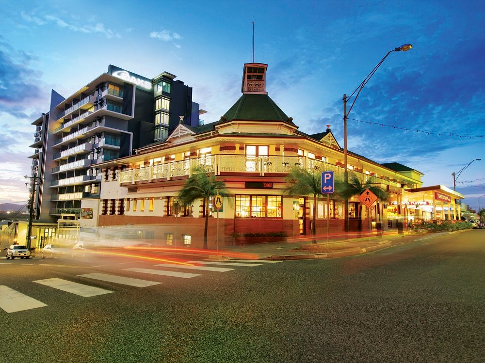 Gladstone QLD Lennox Head Accommodation