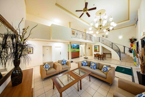 Cairns Queenscourt - Lennox Head Accommodation 1