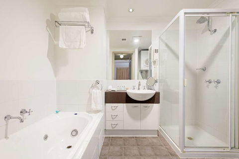 Ringwood Royale Apartment Hotel - Lennox Head Accommodation 7