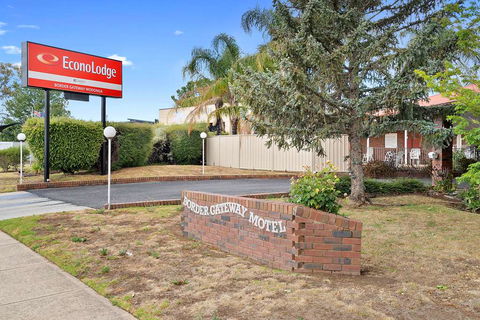 Econo Lodge Border Gateway Wodonga - Lennox Head Accommodation 1