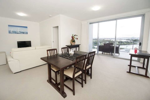Curtis Central Apartments - Lennox Head Accommodation 5