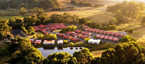 Tall Timbers - Lennox Head Accommodation 0