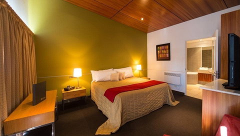 Tall Timbers - Lennox Head Accommodation 11