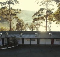 The Fox  Hounds Inn - Lennox Head Accommodation