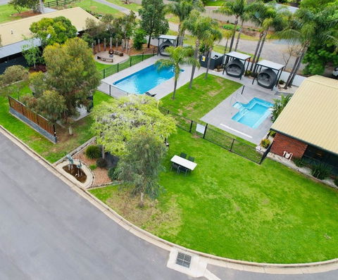 Federation Motor Inn - Lennox Head Accommodation 0