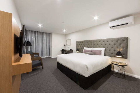 Avenue Hotel Canberra - Lennox Head Accommodation 2