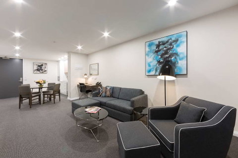 Avenue Hotel Canberra - Lennox Head Accommodation 5