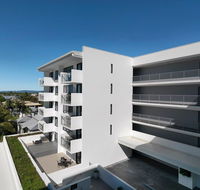 Oaks Carlyle - Lennox Head Accommodation