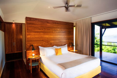 Qualia, Great Barrier Reef - Lennox Head Accommodation 1