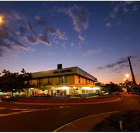 Isa Hotel - Lennox Head Accommodation