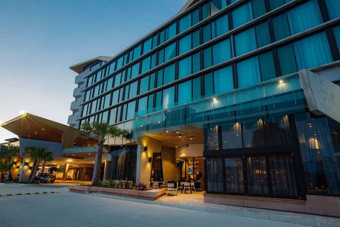 Eatons Hill Hotel - Lennox Head Accommodation 0