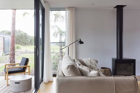 Bangalay Luxury Villas - Lennox Head Accommodation 5