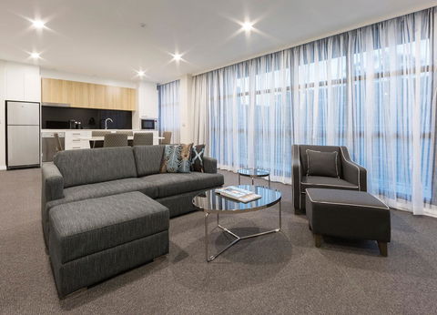 Avenue Hotel Canberra - Lennox Head Accommodation 8