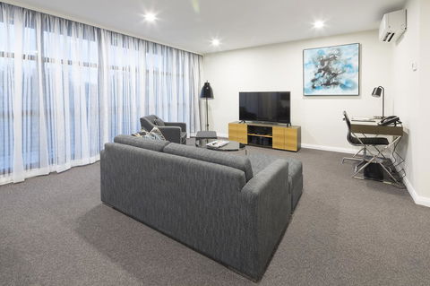 Avenue Hotel Canberra - Lennox Head Accommodation 35