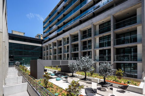 Avenue Hotel Canberra - Lennox Head Accommodation 5