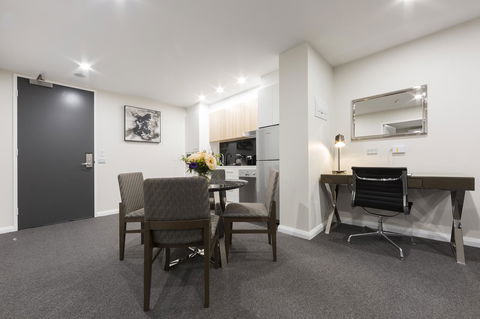 Avenue Hotel Canberra - Lennox Head Accommodation 31