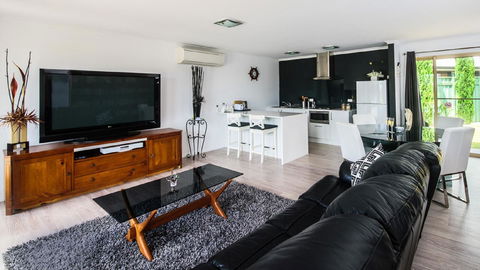 Lure Bed And Breakfast - Lennox Head Accommodation 0