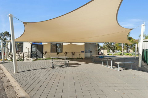 Port Broughton Tourist Park - Lennox Head Accommodation 4