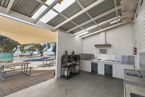 Port Broughton Tourist Park - Lennox Head Accommodation 3