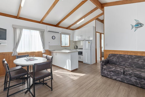 Port Broughton Tourist Park - Lennox Head Accommodation 17