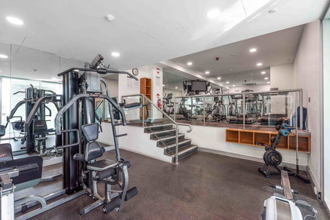 Port Adelaide Executive Waterfront Apartment - Lennox Head Accommodation 27