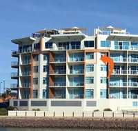 Wallaroo Marina Waterfront Luxe Apartment - Lennox Head Accommodation