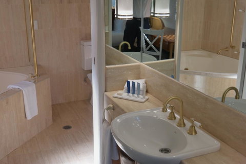 Pacific Bay Resort - Lennox Head Accommodation 1