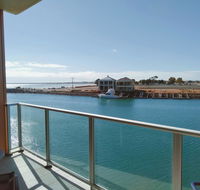Wallaroo Marina Executive Apartments - Lennox Head Accommodation