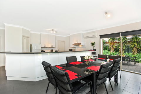 'The Hidden Diamond' - Normanville - Lennox Head Accommodation 12