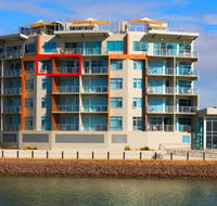 Wallaroo Marina Luxury Apartment - Lennox Head Accommodation