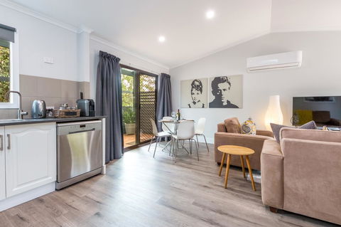 McLaren Vale Getaway - Lennox Head Accommodation 16