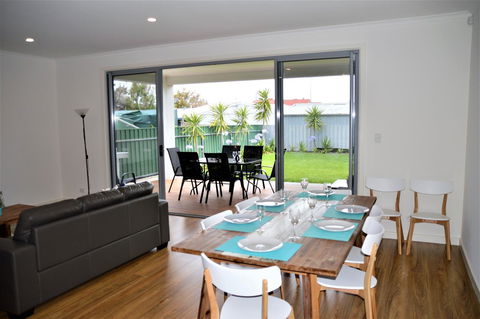 Eastern Breeze - Lennox Head Accommodation 3