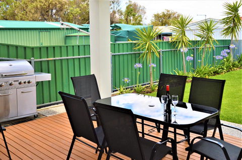 Eastern Breeze - Lennox Head Accommodation 8