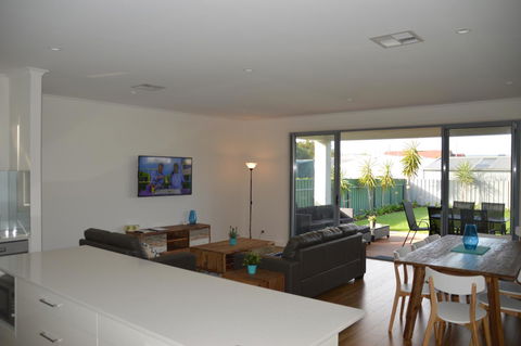 Eastern Breeze - Lennox Head Accommodation 20