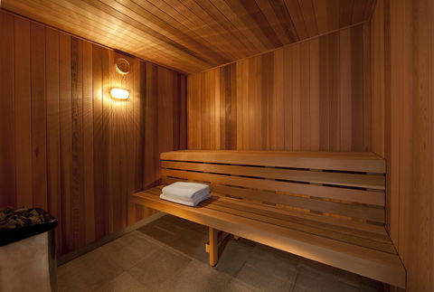 Pullman Adelaide - Lennox Head Accommodation 31