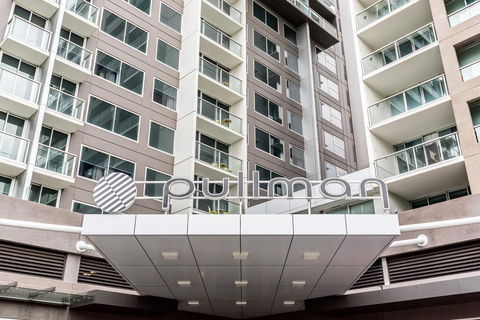 Pullman Adelaide - Lennox Head Accommodation 8
