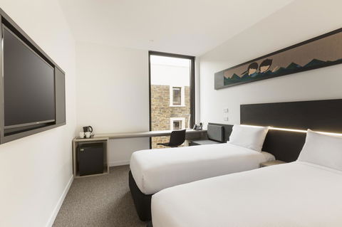Ibis Adelaide - Lennox Head Accommodation 7